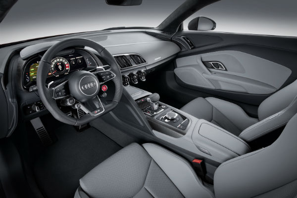 Audi R8 imágenes oficiales previo a Ginebra 2015, interior