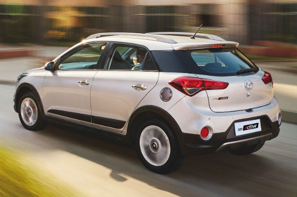 Hyundai i20- Active, trasero