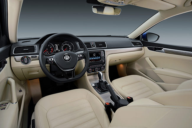 Volkswagen Passat 2016 interior