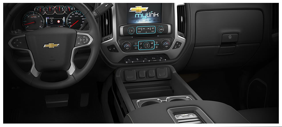Chevrolet Cheyenne Midnight Edition 2017 en México pantalla touch Apple CarPlay Android Auto