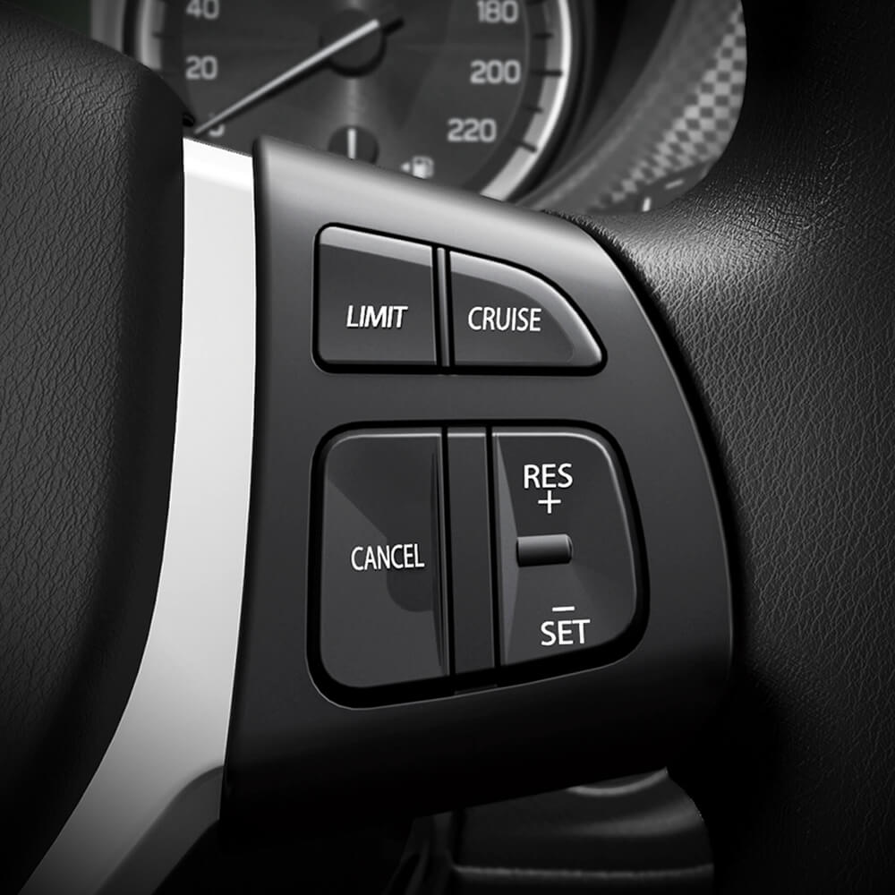 Suzuki Nueva Vitara 2017 controles en volante