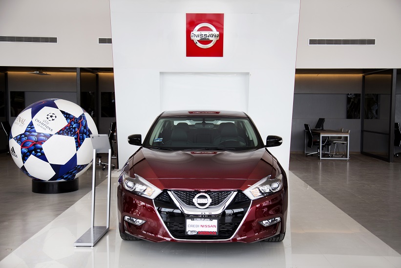 Nissan nueva imagen de distribuidores NREDI 2.1 sala de exhibición