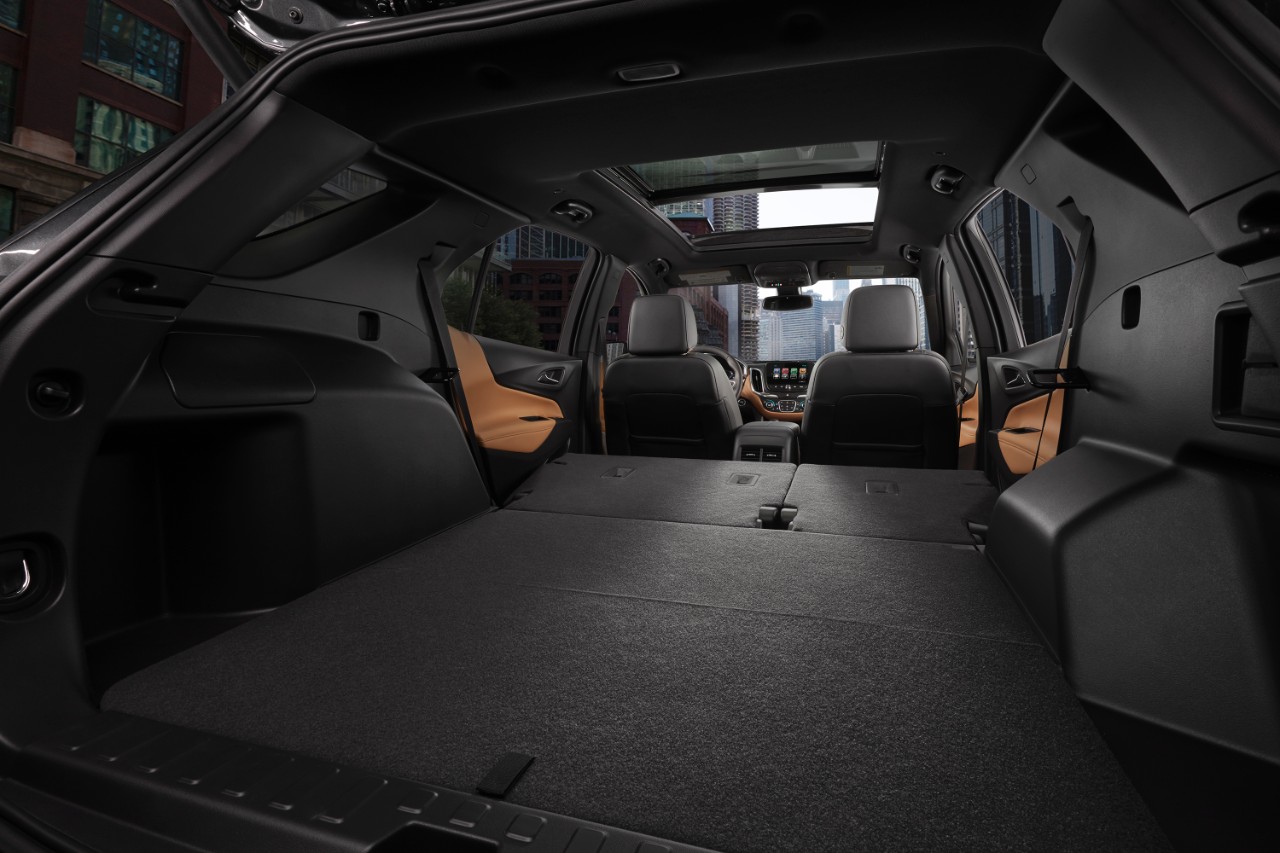 Chevrolet Equinox 2018 México interior espacioso, asientos plegables 