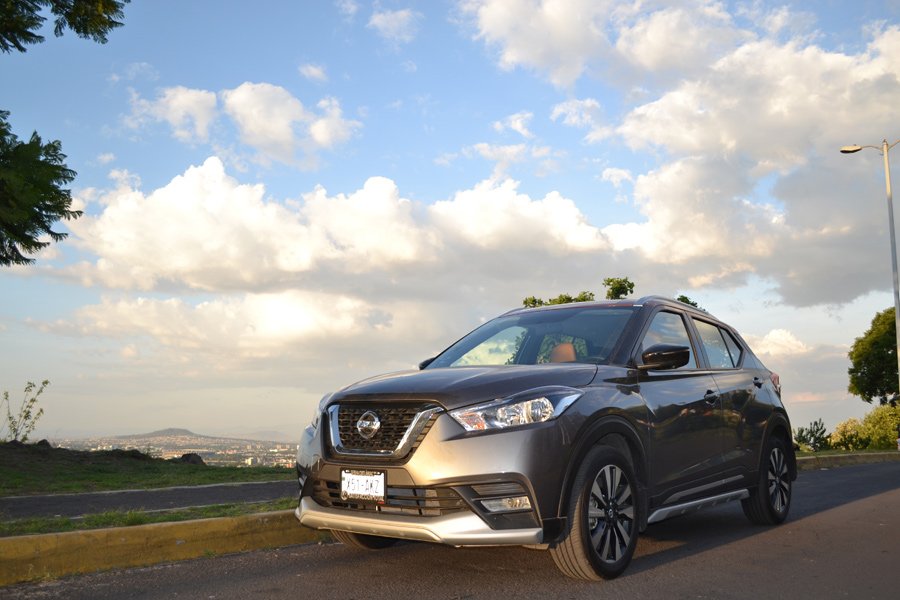 Prueba Nissan Kicks 2017  en calle paisaje CDMX