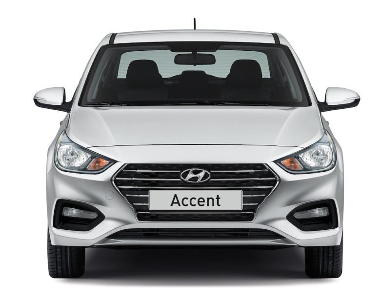 Hyundai Accent 2018 en México frente nueva parrilla