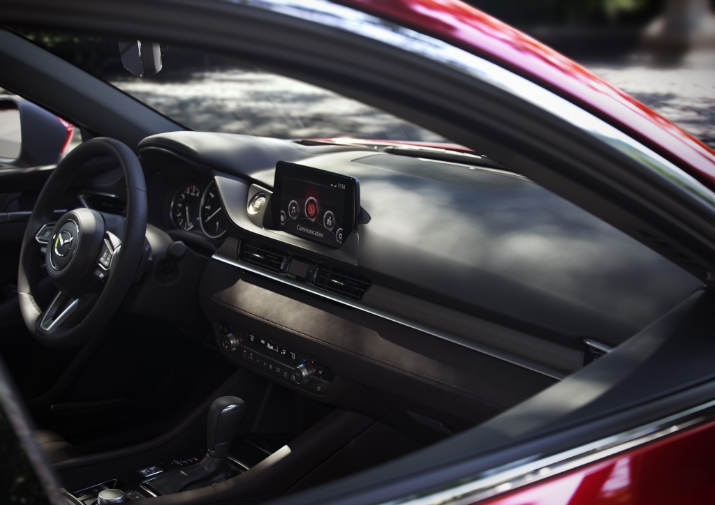 Mazda 6 2019 nuevo interior