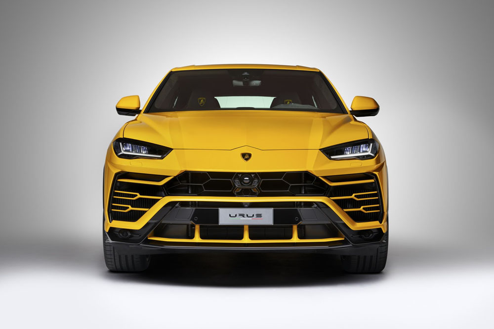 Lamborghini Urus frente