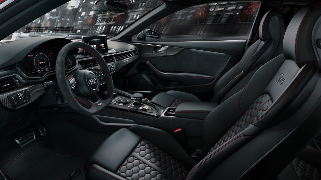 Audi RS 5 Coupé interior