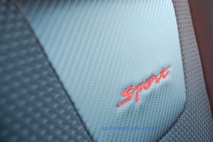 Suzuki Swift Sport 2013 asiento con detalle rojo