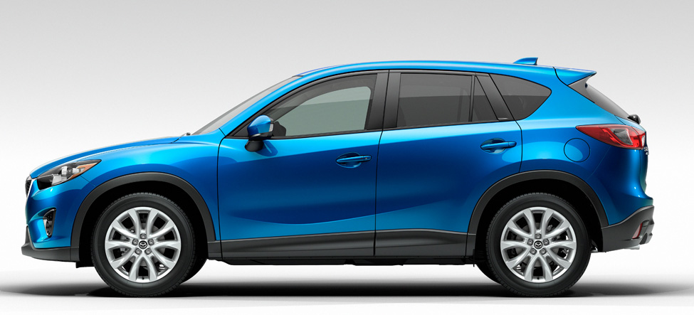  Mazda CX-5 2013 en México color Azul de perfil - Autos Actual México