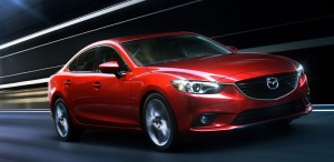 Mazda 6 2015 en México Kodo diseño frente color rojo