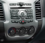 Ford Ranger 2013 para México interior estéreo