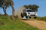 Volkswagen Polo R WRC conducido por Sébastien Ogier en el Rally de Portugal