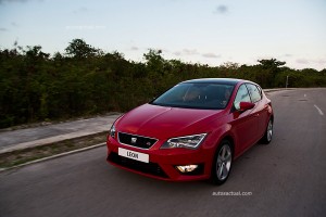 SEAT León 2014 en México frente