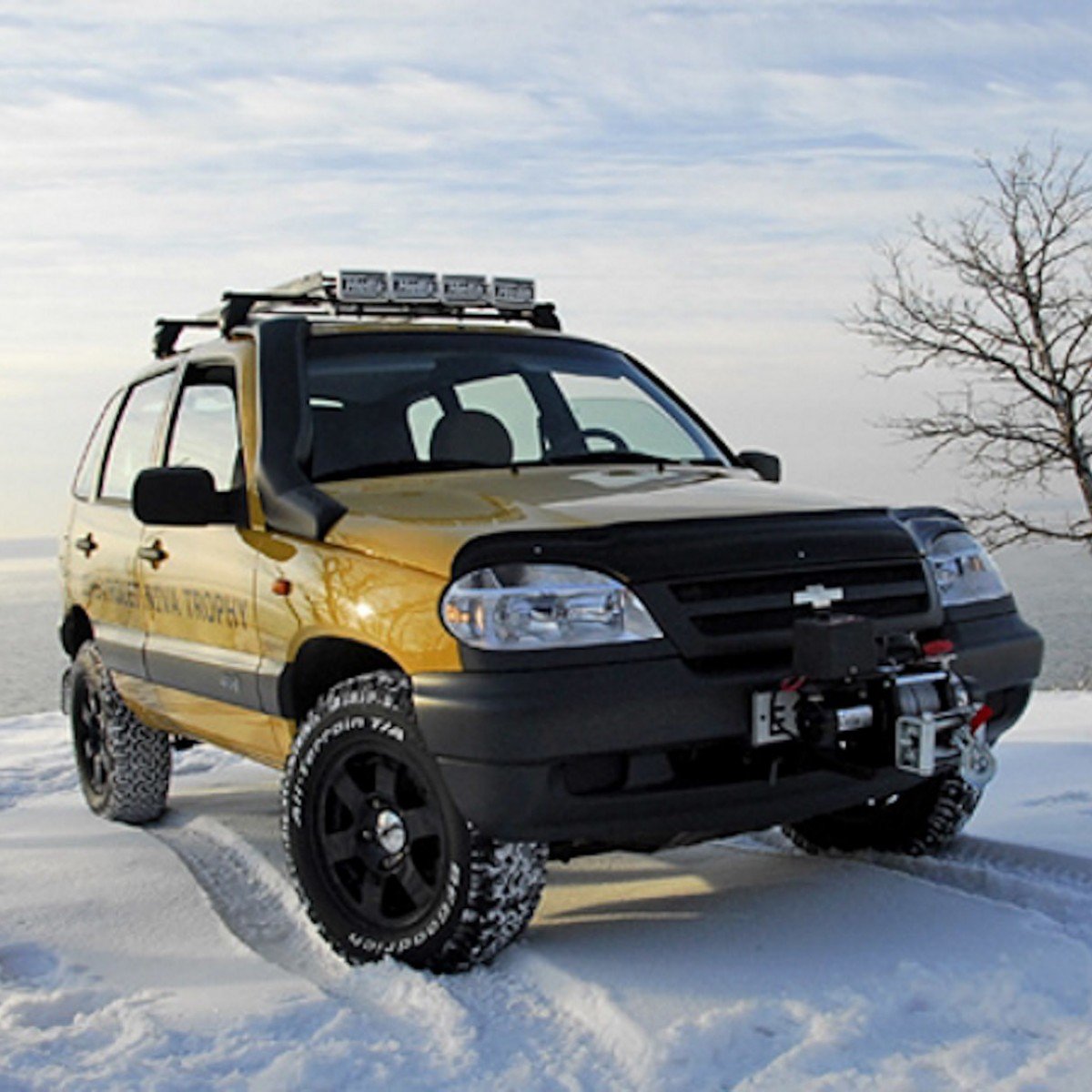 Шеви главная. Нива Шевроле и-511. Chevrolet Niva 2000. Chevrolet Niva внедорожный. Шевроле Нива трофи.