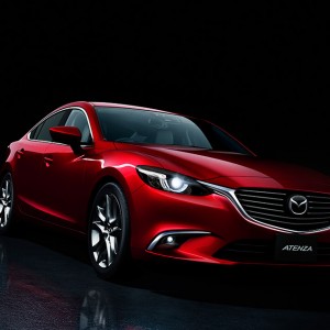 Nuevo Mazda6 actualización color rojo grande