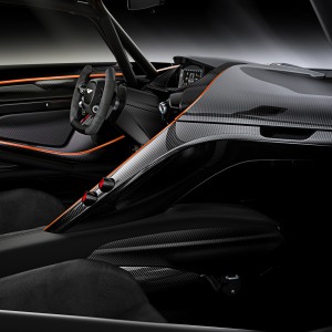 Aston Martin Vulcan interior tablero