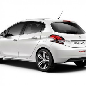 Peugeot 208 GT Line 2015 trasero