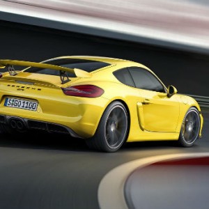 Porche Cayman GT4 vista trasera