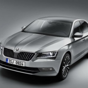 Skoda Superb frontal