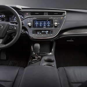 Toyota Avalon 2016 volante