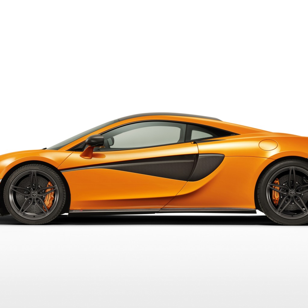 McLaren 570S lateral