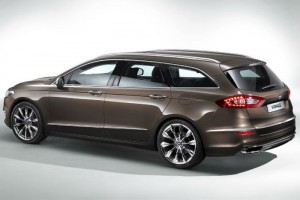 Ford Mondeo Vignale hatchback-vista trasera