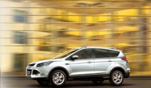 Ford Escape 2015 costado