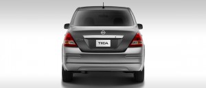 Nissan Tiida 2016 parte posterior