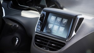 Peugeot 208 2016 pantalla