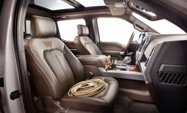 Ford Lobo King Ranch interior