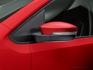 Volkswagen Nuevo Up! México color rojo retrovisor con luz