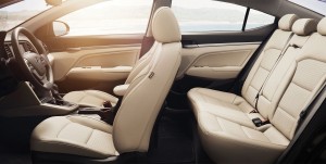 Hyundai Elantra 2017 asientos
