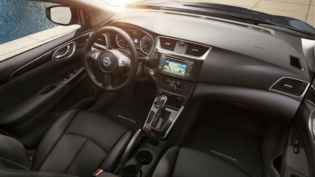 Nissan Sentra 2017 interior