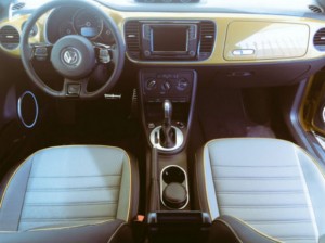 Volkswagen Beetle Dune 2016 interior