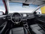 Kia Rio 2018 cuarta generación interior volante y pantalla touch a color