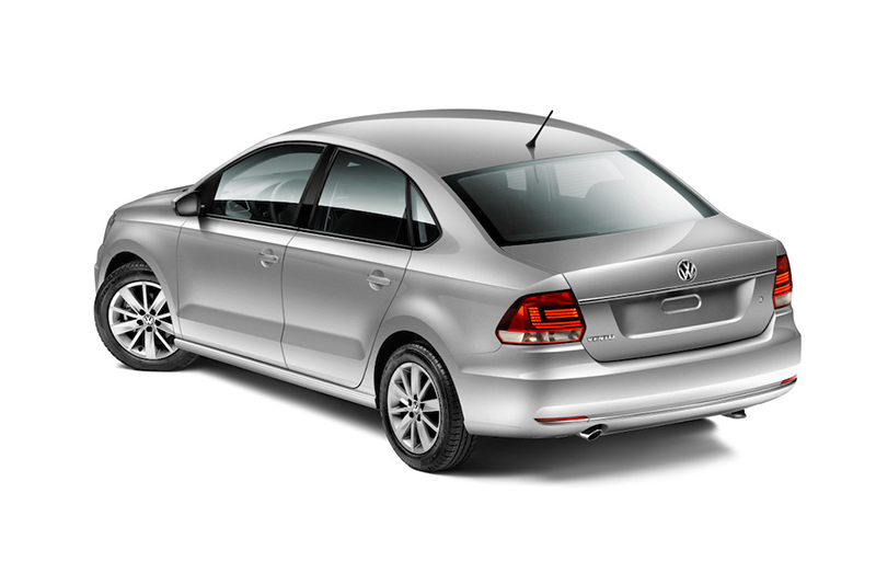 Volkswagen Vento 2017 color gris