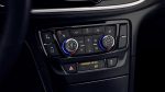 Buick Encore 2017 en México controles de aire acondicionado automático