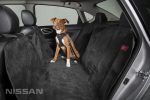 Nissan línea de accesorios para mascotas en México - cubre asientos traseros