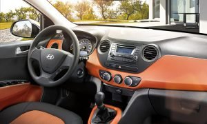 Hyundai Grand i10 México interior acabados bicolor