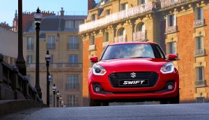 Suzuki Swift 2018 nuevo frente en calle