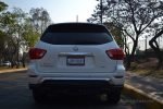 Nissan Pathfinder 2017 prueba en la CDMX por Autos actual posterior placas y faros