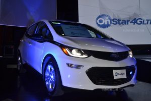 Chevrolet Bolt EV 2018 en México frente faros LED parrilla