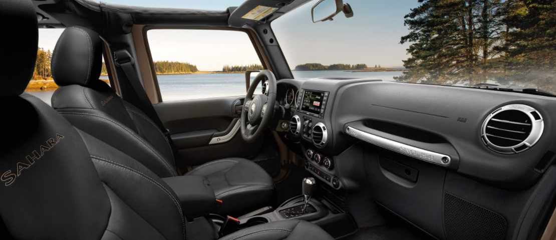 Jeep Wrangler Unlimited Chief Edition 2017 interior