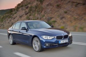 BMW 318iA 2018 perfil