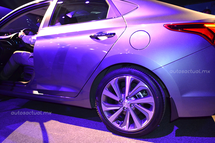 Hyundai Accent 2018 presentación en México diseño de rines aluminio