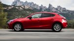 Mazda 3 2018 hatchback en México color rojo lateral izquierdo