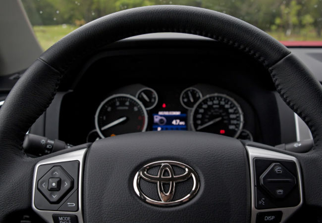Toyota Tundra 2018 volante