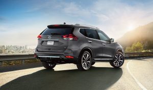 Nissan X-Trail 2018 perfil posterior