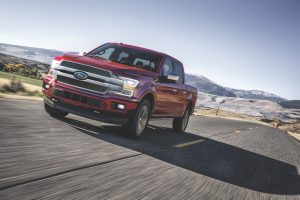 Ford Lobo 2018 en carretera